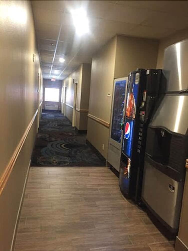 Americinn By Wyndham Hudson Eksteriør bilde