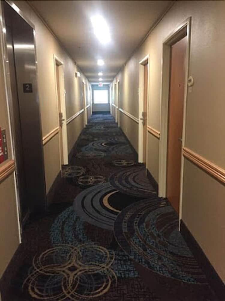 Americinn By Wyndham Hudson Eksteriør bilde