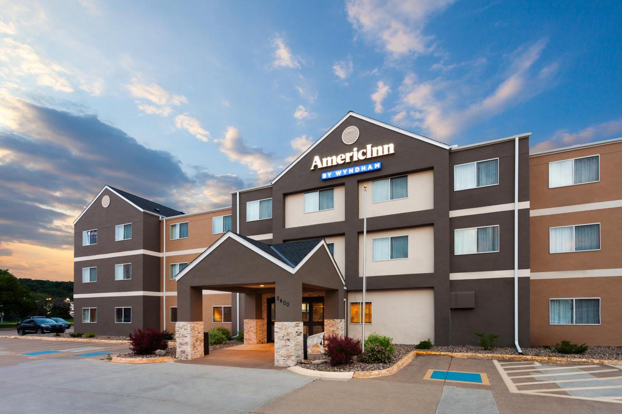 Americinn By Wyndham Hudson Eksteriør bilde